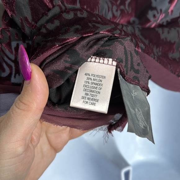 Simply Vera PS S Semi sheer, maroon burgundy, cranberry velvet long sleeve shirt - Picture 6 of 9